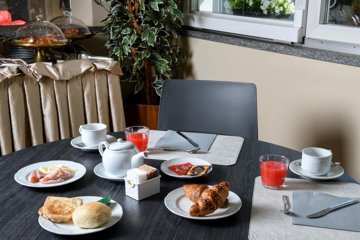 Hotel Internazionale Domodossola Ngoại thất bức ảnh